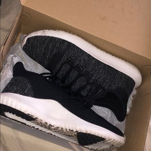 adidas Tubular